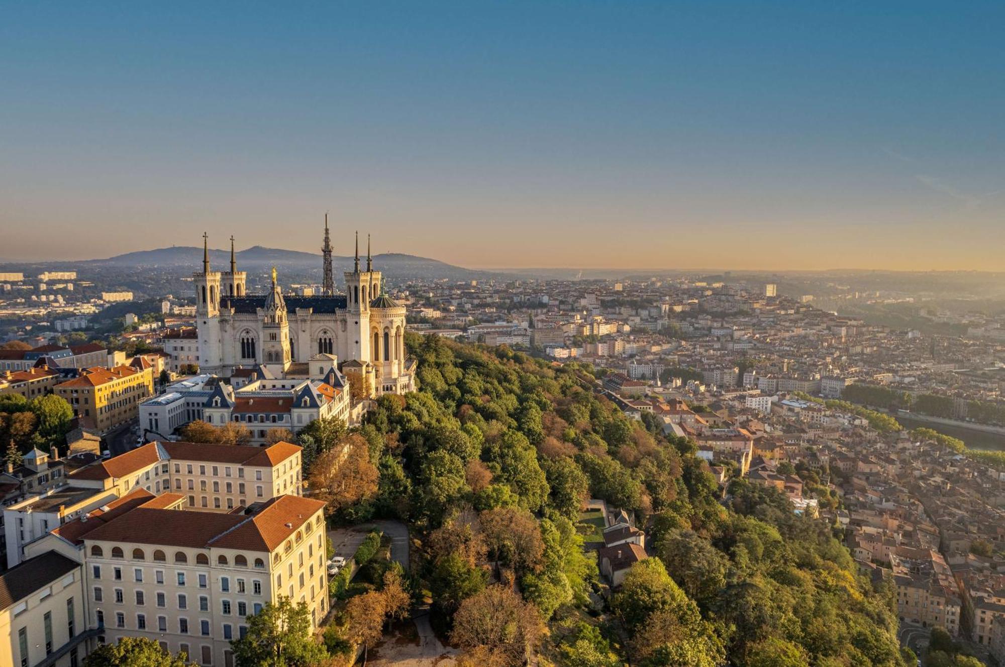 Cour Des Loges Lyon, A Radisson Collection Hotel Экстерьер фото